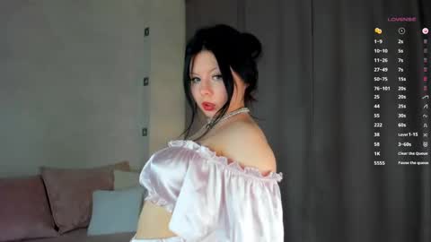 Snapshot of amely_lil chatting on February 23, 2025, 1:24 am Amely online show from February 23, 2025, 1:24 am