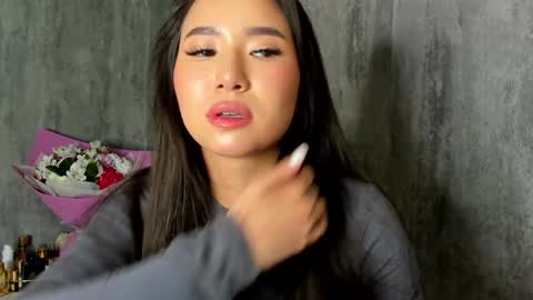 Snapshot of amina_artin chatting on December 31, 2024, 12:46 pm Amina online show from December 31, 2024, 12:46 pm