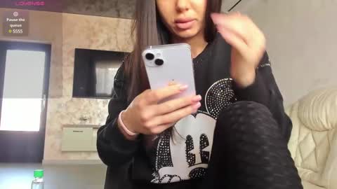 Snapshot of amirarossee chatting on February 23, 2025, 8:39 am Amirarossee online show from February 23, 2025, 8:39 am