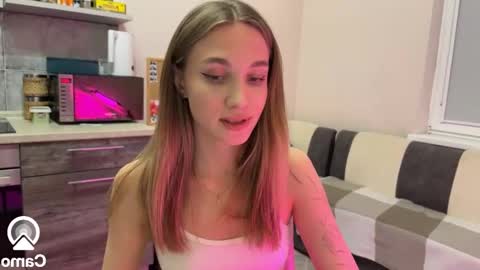 Snapshot of amy_chill chatting on December 13, 2024, 5:43 pm Amy Chill online show from December 13, 2024, 5:43 pm