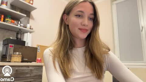 Snapshot of amy_chill chatting on February 11, 2025, 6:11 pm Amy Chill online show from February 11, 2025, 6:11 pm