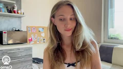 Snapshot of amy_meoww chatting on September 9, 2025, 11:43 am amy_meoww online show from September 9, 2025, 11:43 am