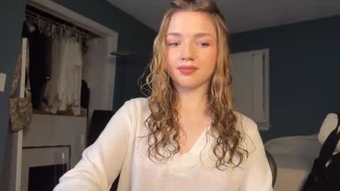 Snapshot of amyjj chatting on November 15, 2025, 6:55 am Amy online show from November 15, 2025, 6:55 am