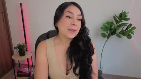 Snapshot of amyross1 chatting on October 10, 2025, 5:56 pm Aleja online show from October 10, 2025, 5:56 pm