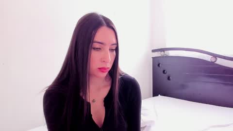 Snapshot of ana_castilo chatting on January 11, 2025, 1:01 pm Ana  IG an castillo 1 online show from January 11, 2025, 1:01 pm