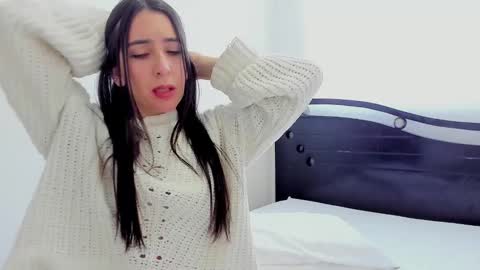 Snapshot of ana_castilo chatting on January 12, 2025, 11:50 am Ana  IG an castillo 1 online show from January 12, 2025, 11:50 am