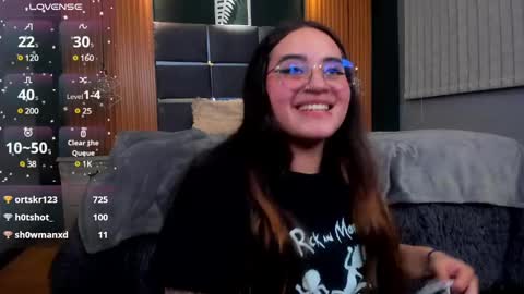 Snapshot of ana_taylor2 chatting on February 11, 2025, 11:54 pm Ana online show from February 11, 2025, 11:54 pm