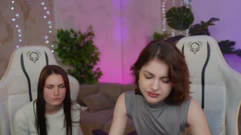 Snapshot of anabel2054 chatting on January 21, 2025, 6:55 pm Sweet girls online show from January 21, 2025, 6:55 pm