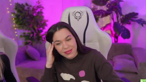 Snapshot of anabel2054 chatting on February 1, 2025, 11:21 am Sweet girls online show from February 1, 2025, 11:21 am