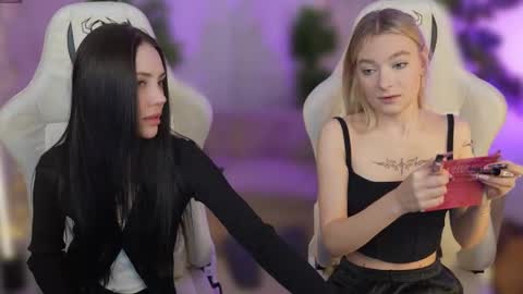 Snapshot of anabel2054 chatting on February 21, 2025, 11:22 am Sweet girls online show from February 21, 2025, 11:22 am