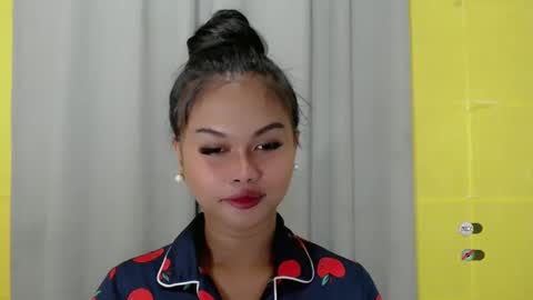 Snapshot of anaruru_ chatting on January 10, 2025, 11:43 am ANA online show from January 10, 2025, 11:43 am