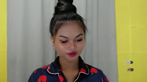 Snapshot of anaruru_ chatting on January 11, 2025, 8:33 am ANA online show from January 11, 2025, 8:33 am