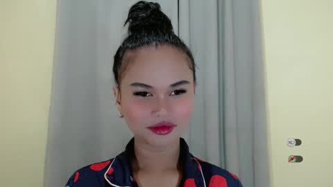 Snapshot of anaruru_ chatting on February 16, 2025, 4:42 pm ANA online show from February 16, 2025, 4:42 pm