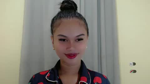 Snapshot of anaruru_ chatting on February 18, 2025, 5:31 pm ANA online show from February 18, 2025, 5:31 pm