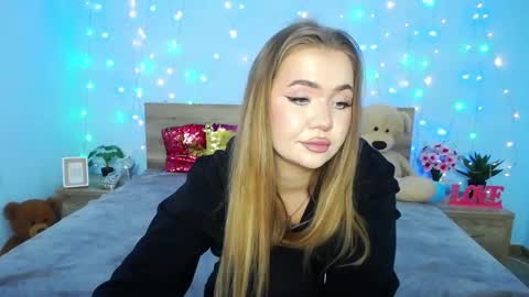 Snapshot of anastacyyellig chatting on January 15, 2025, 3:00 am anastacyyellig online show from January 15, 2025, 3:00 am