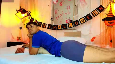 Snapshot of andreew_hall_ chatting on October 28, 2025, 11:07 pm Andreew hall  online show from October 28, 2025, 11:07 pm