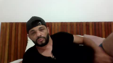 Snapshot of andreloko123 chatting on January 21, 2025, 2:22 am andreloko123 online show from January 21, 2025, 2:22 am