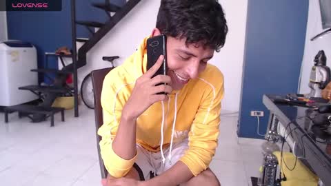 Snapshot of andressdean chatting on December 9, 2024, 8:12 pm Andres Dean online show from December 9, 2024, 8:12 pm