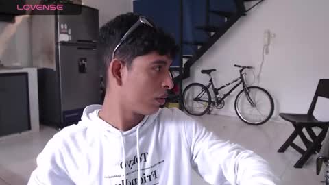 Snapshot of andressdean chatting on January 26, 2025, 5:23 pm Andres Dean online show from January 26, 2025, 5:23 pm