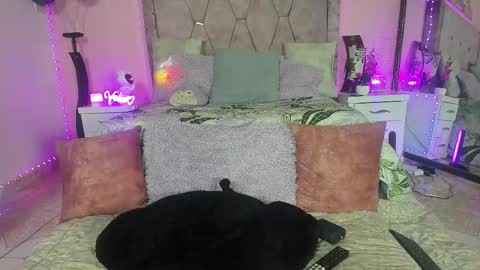 Snapshot of andromedashine chatting on September 23, 2025, 2:47 am vero paez online show from September 23, 2025, 2:47 am