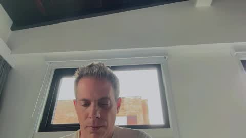 Snapshot of andy0pandi chatting on February 8, 2025, 3:00 pm Andrew online show from February 8, 2025, 3:00 pm