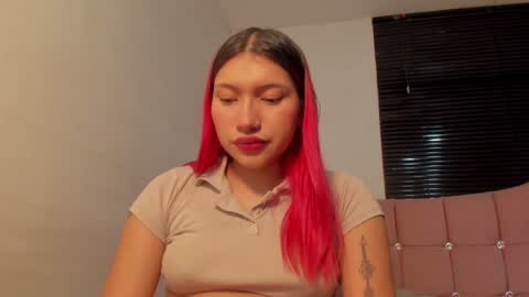 Snapshot of angel_copper chatting on January 9, 2025, 11:56 pm Angie indepent model online show from January 9, 2025, 11:56 pm