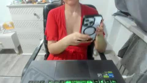 Snapshot of angel_lee__ chatting on January 11, 2025, 12:29 pm angel_lee__ online show from January 11, 2025, 12:29 pm