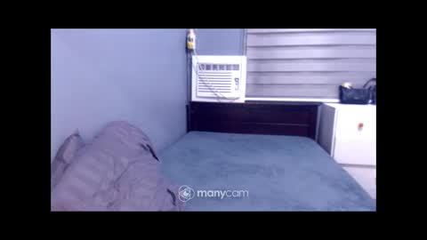 Snapshot of angel_shooter chatting on March 11, 2025, 8:20 pm angel_shooter online show from March 11, 2025, 8:20 pm