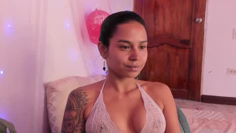 Snapshot of angel_smile18 chatting on September 29, 2025, 7:30 pm angel online show from September 29, 2025, 7:30 pm