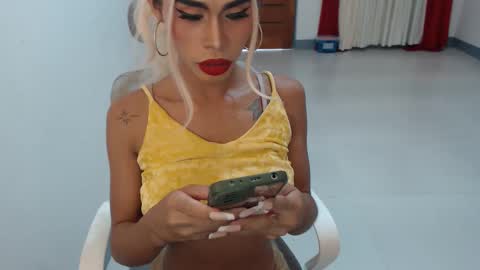 Snapshot of angelic_face_808 chatting on September 13, 2025, 1:38 am DIVINE ANGEL online show from September 13, 2025, 1:38 am