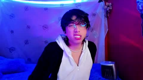 Snapshot of angellonfire chatting on December 3, 2024, 6:59 am Angel  online show from December 3, 2024, 6:59 am