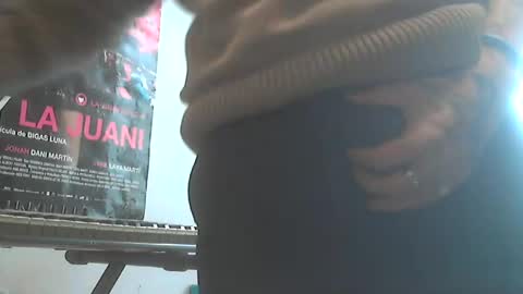 Snapshot of angelsound777 chatting on December 2, 2024, 12:18 pm angelsound777 online show from December 2, 2024, 12:18 pm