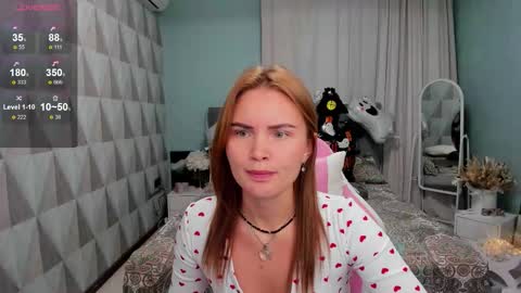 Snapshot of anita_mood chatting on November 2, 2025, 11:01 am Anita online show from November 2, 2025, 11:01 am