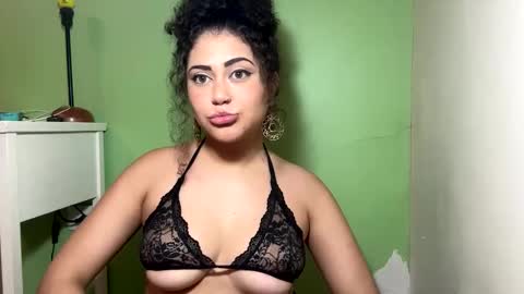 Snapshot of ann4montez_ chatting on December 18, 2024, 2:53 am Anna online show from December 18, 2024, 2:53 am