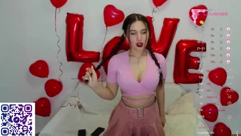 Snapshot of annaelfi chatting on February 12, 2025, 1:27 pm Anna online show from February 12, 2025, 1:27 pm