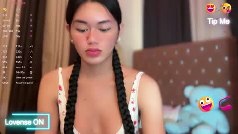 Snapshot of annedee_ chatting on February 20, 2025, 10:37 pm Kim online show from February 20, 2025, 10:37 pm