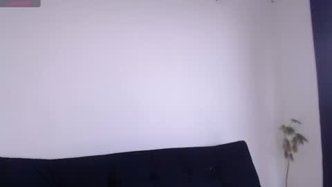 Snapshot of anni_wine___ chatting on February 18, 2025, 9:42 pm ANNI online show from February 18, 2025, 9:42 pm