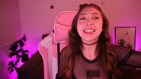 Snapshot of annie_evans24 chatting on January 6, 2025, 12:16 am Annie Evans online show from January 6, 2025, 12:16 am