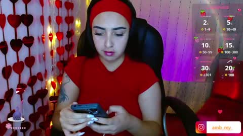 Snapshot of anniehh_ chatting on March 1, 2025, 1:43 am   Annie  Independent model Hello all offline tokens are appreciated  thank you for your support.33 online show from March 1, 2025, 1:43 am