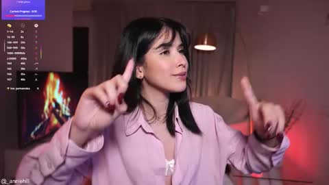 Snapshot of anniehillofficial_ chatting on November 7, 2025, 9:15 pm anniehillofficial_ online show from November 7, 2025, 9:15 pm