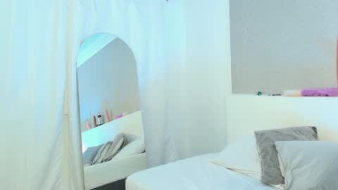 Snapshot of anny_mendez1 chatting on October 12, 2025, 6:12 am Anny online show from October 12, 2025, 6:12 am