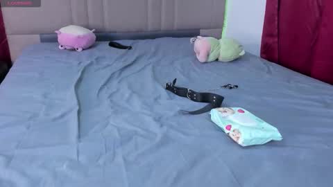 Snapshot of annya_kooper chatting on November 3, 2025, 1:19 am Annya online show from November 3, 2025, 1:19 am