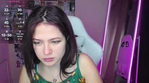 Anora online show from October 8, 2025, 3:20 pm