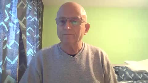 Snapshot of antmatt2025 chatting on October 13, 2025, 8:03 am antmatt2025 online show from October 13, 2025, 8:03 am