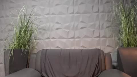 HI My name is Antonio online show from January 25, 2025, 11:22 pm