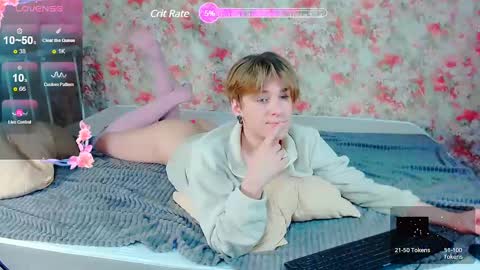 Snapshot of antonylewis chatting on March 11, 2025, 9:24 am YummyTony online show from March 11, 2025, 9:24 am