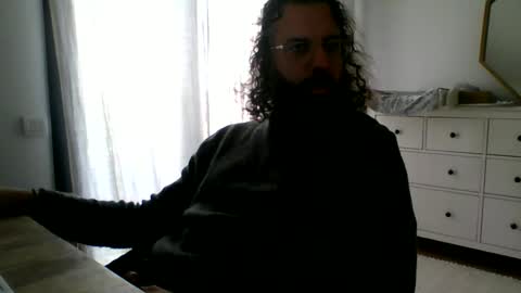 Snapshot of apc_3 chatting on December 16, 2024, 11:01 am apc_3 online show from December 16, 2024, 11:01 am