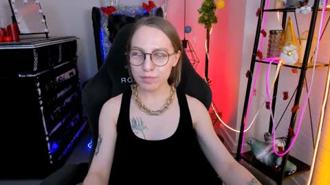 Snapshot of aphexqueen chatting on December 14, 2024, 7:57 pm APHEX QUEEN online show from December 14, 2024, 7:57 pm