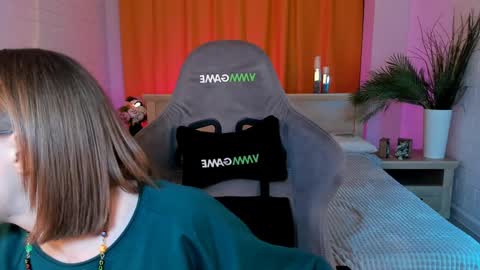 Snapshot of aphexqueen chatting on February 6, 2025, 1:32 pm APHEX QUEEN online show from February 6, 2025, 1:32 pm