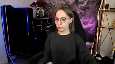 Snapshot of aphexqueen chatting on February 14, 2025, 1:18 pm APHEX QUEEN online show from February 14, 2025, 1:18 pm